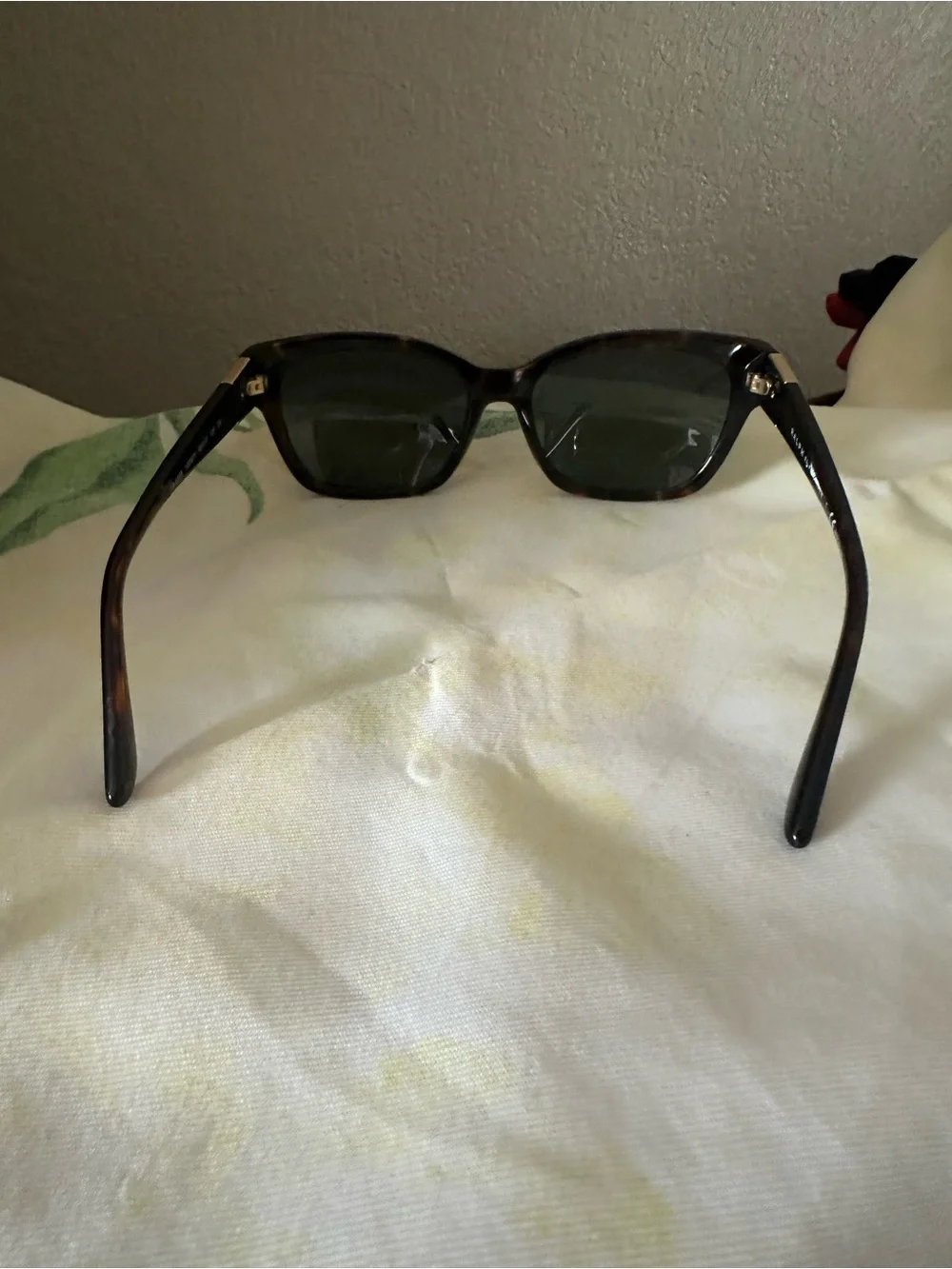 Ralph Lauren sleek cat